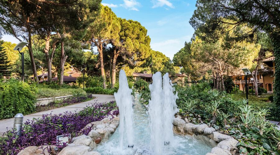AQUA WORLD BELEK