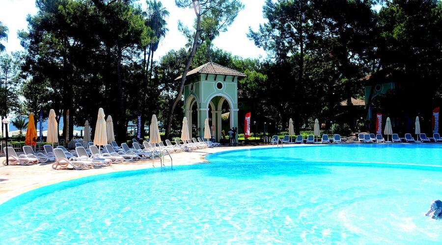 MEDER RESORT