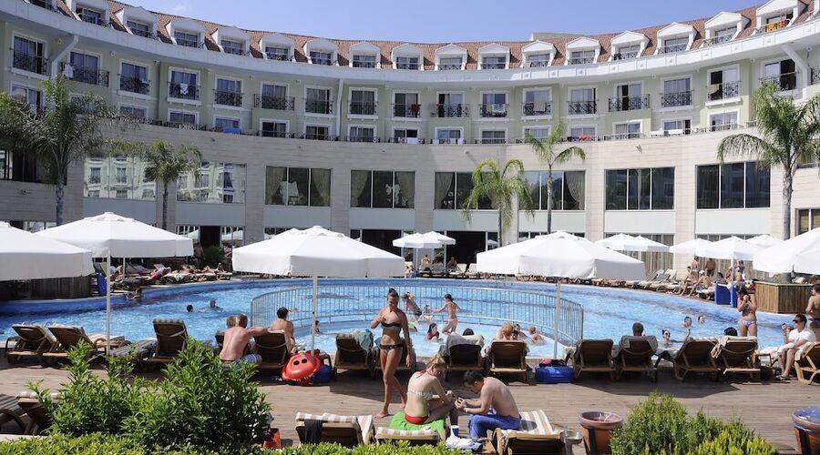 MEDER RESORT