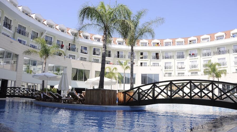 MEDER RESORT