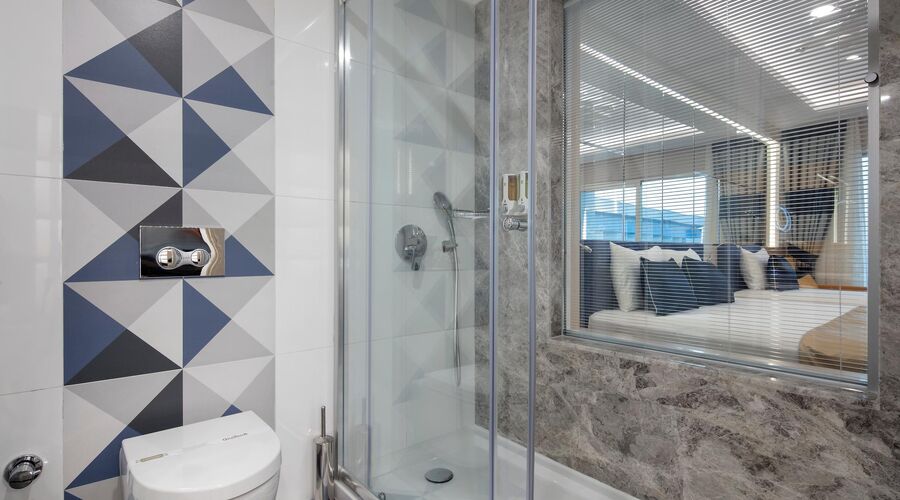 GRANADA LUXURY OKURCALAR    /ALANYA
