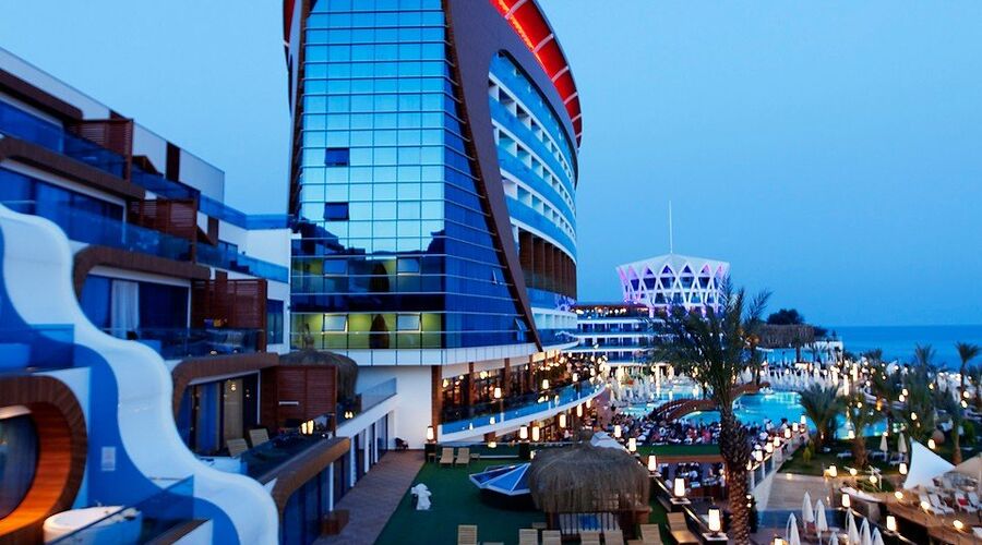 GRANADA LUXURY OKURCALAR    /ALANYA