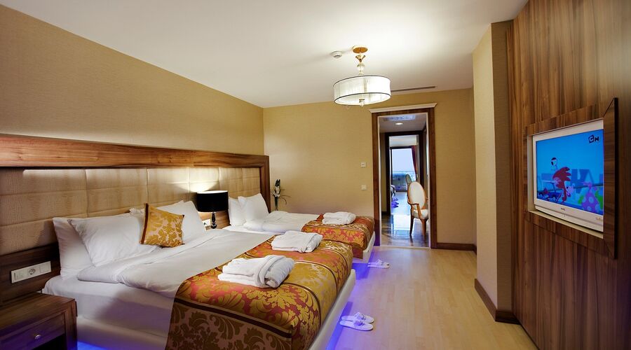 GRANADA LUXURY OKURCALAR    /ALANYA