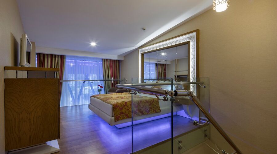 GRANADA LUXURY OKURCALAR    /ALANYA