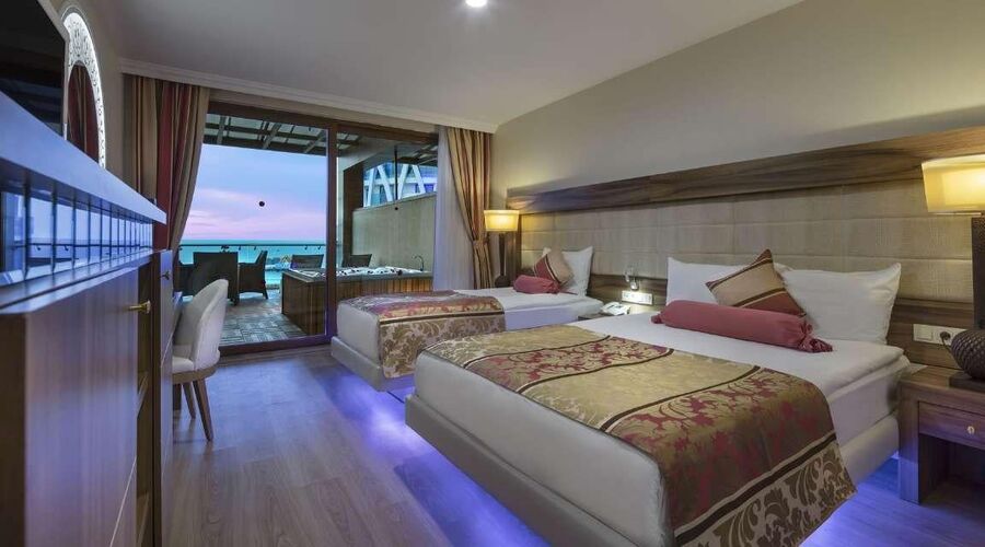 GRANADA LUXURY OKURCALAR    /ALANYA