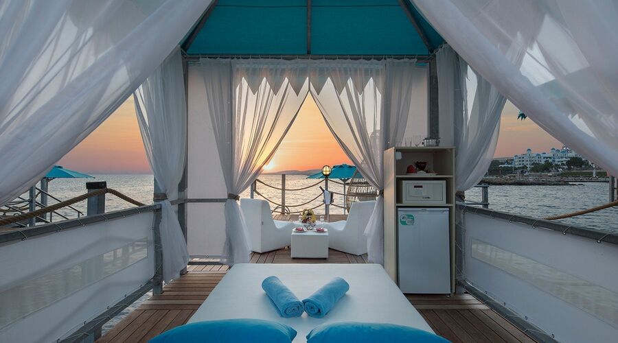 Granada Luxury Beach AVSALLAR