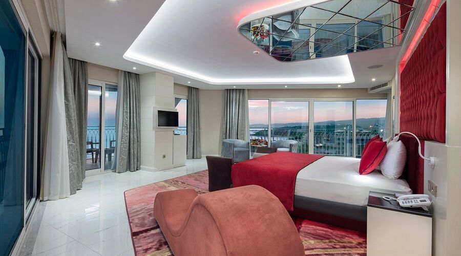 Granada Luxury Beach AVSALLAR